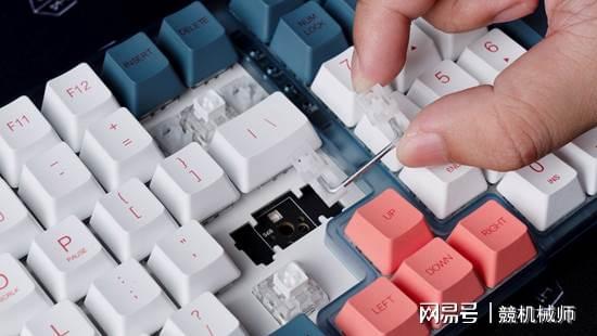 机械键盘和轴体键盘_各种轴的机械键盘区别_轴键盘区别机械和固态