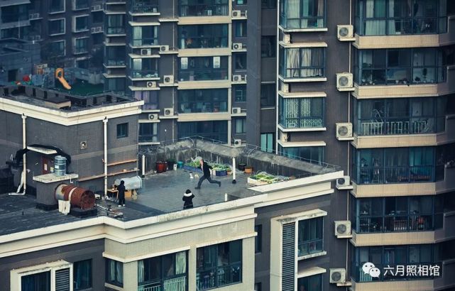我跌跌撞撞奔向你