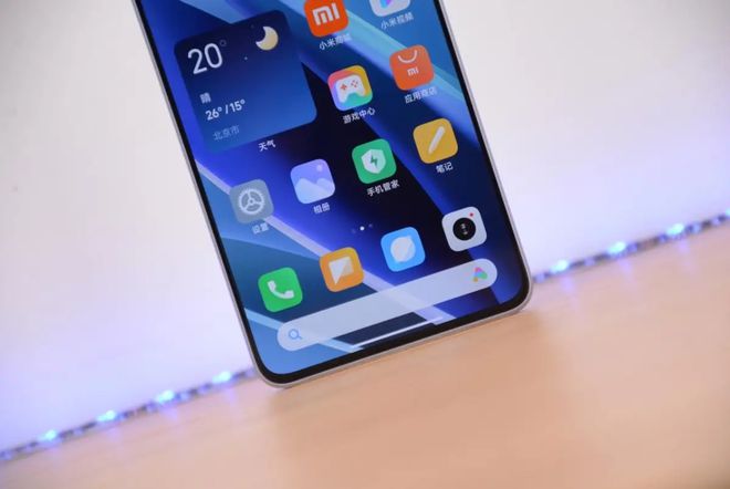 直屏玩游戏_直面屏打游戏怎么样_直面屏 游戏 手机