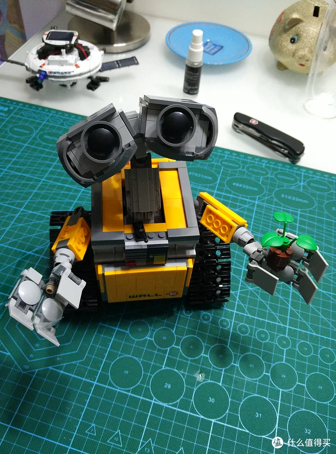 手机遥控积木汽车游戏_遥控积木车拼装图纸_积木遥控车拼装视频