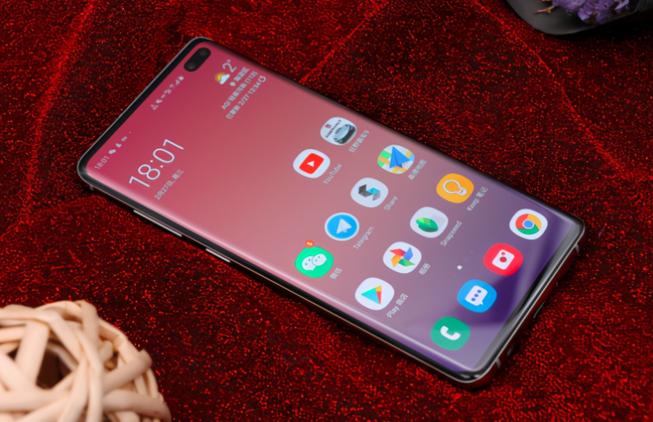 暂停屏幕不亮玩手机游戏会亮吗_手机玩游戏暂停屏幕不亮_玩游戏手机灭屏