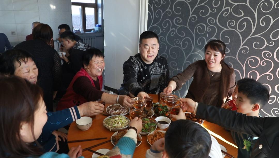 小学生春节英语小报资料_春节手抄报内容资料_春节的资料