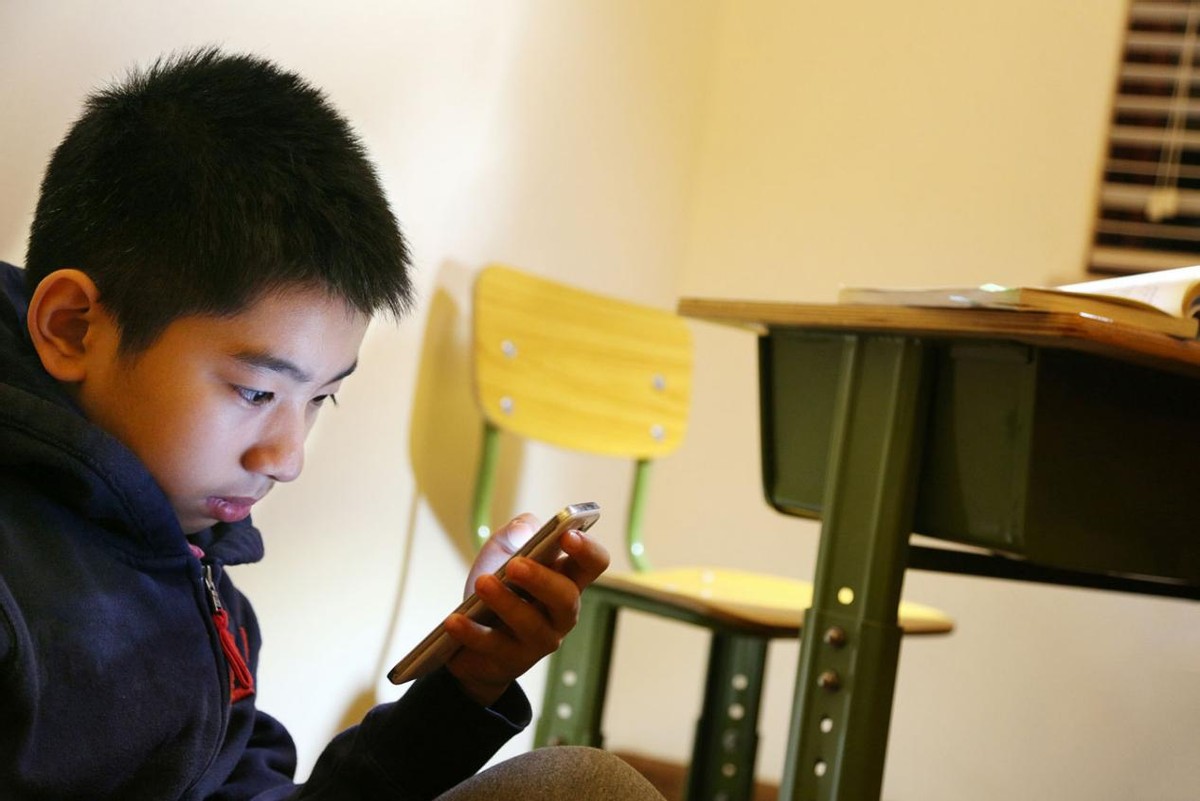 有哪些变态的手机游戏_变态阴暗手机游戏推荐_手机阴暗变态游戏