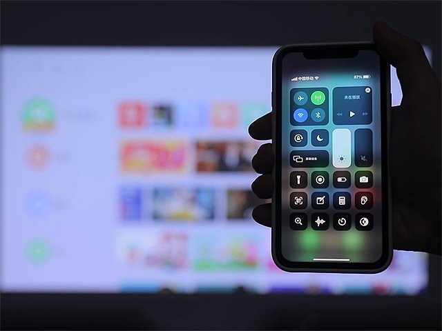 投影手机游戏软件_手机怎么连接投影仪玩游戏_手机游戏wifi投影