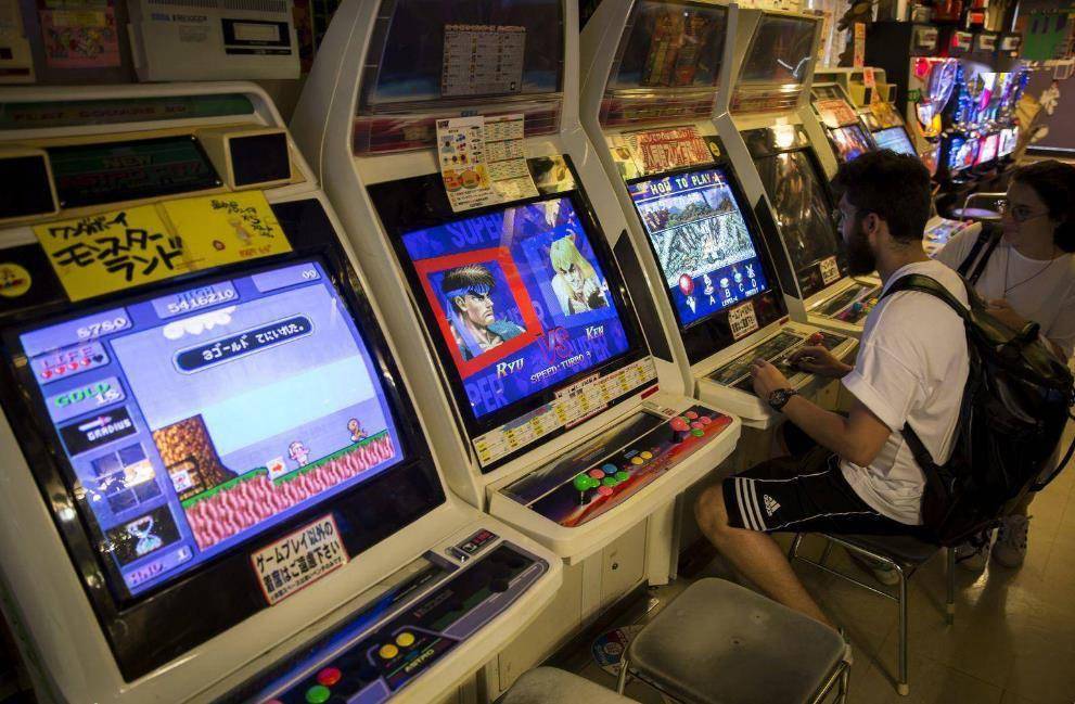 做手机游戏用什么软件_手机游戏作_用手机做游戏