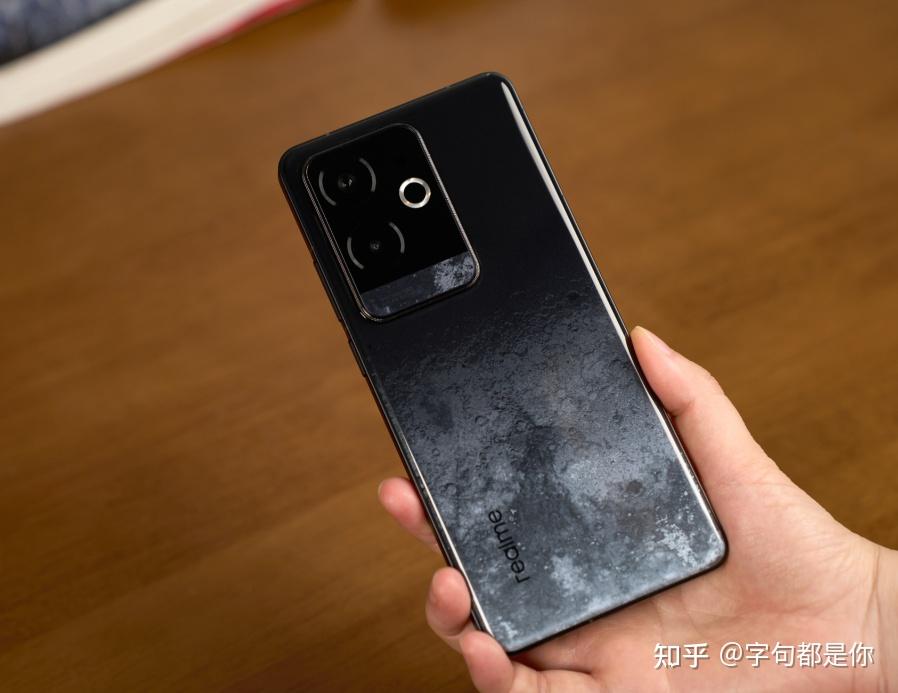 稳定帧率玩手机游戏会卡吗_稳定帧率玩手机游戏怎么样_手机玩游戏稳定29帧率