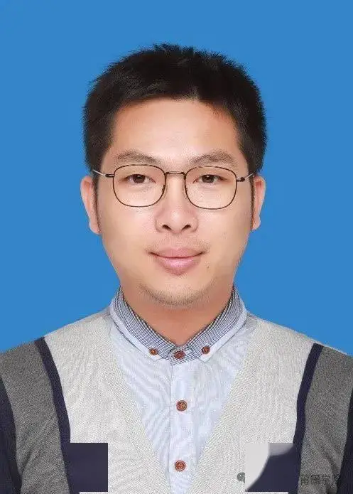 砸车游戏动图_砸汽车小游戏_手机砸车游戏视频